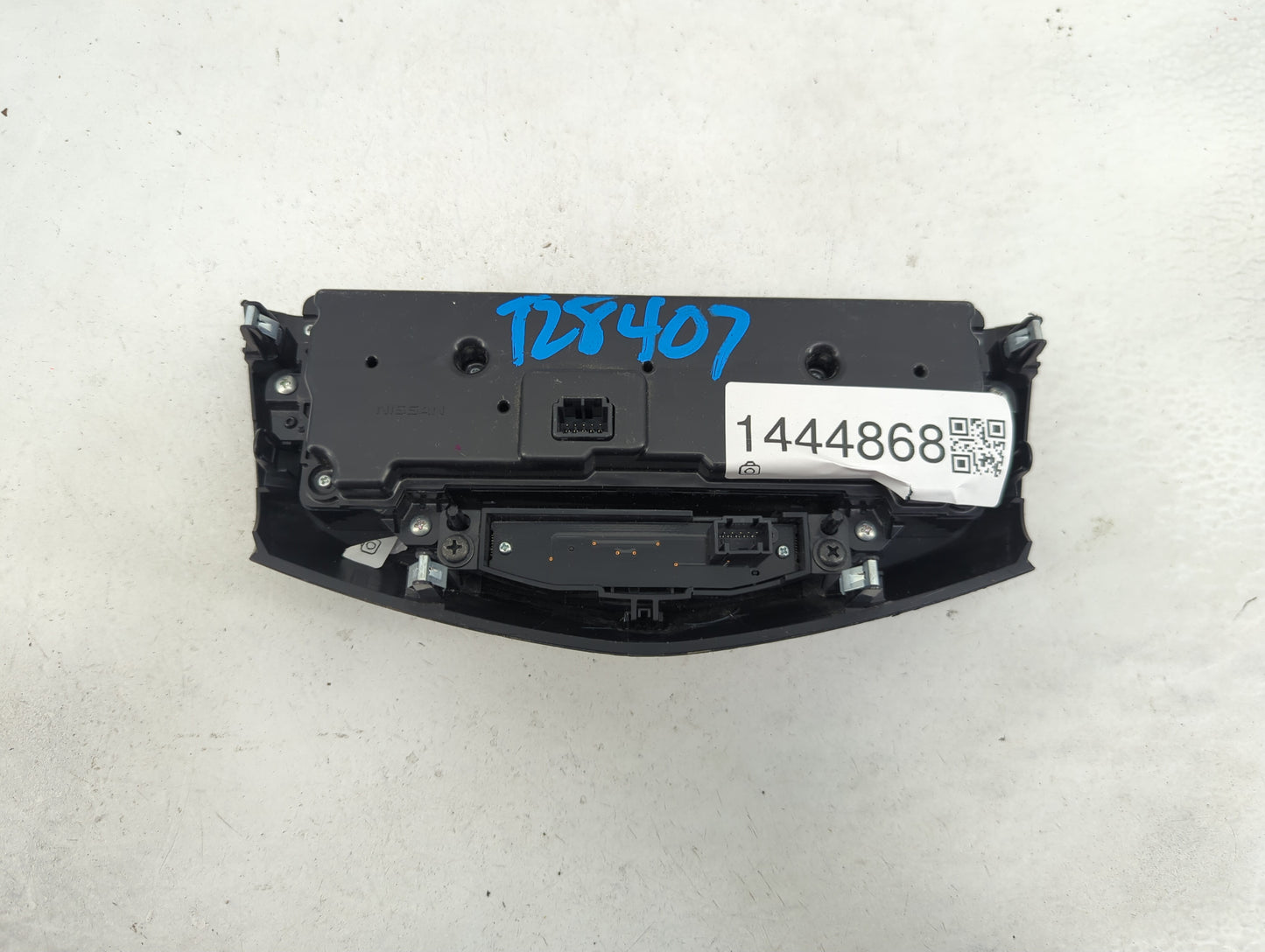 2017-2020 Nissan Rogue Climate Control Module Temperature AC/Heater Replacement P/N:275007FE0A T32163BA Fits OEM Used Auto P