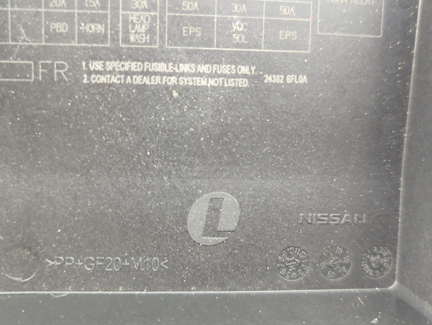 2017-2020 Nissan Rogue Fusebox Fuse Box Panel Relay Module Fits Fits 2017 2018 2019 2020 OEM Used Auto Parts - Oemusedautopa