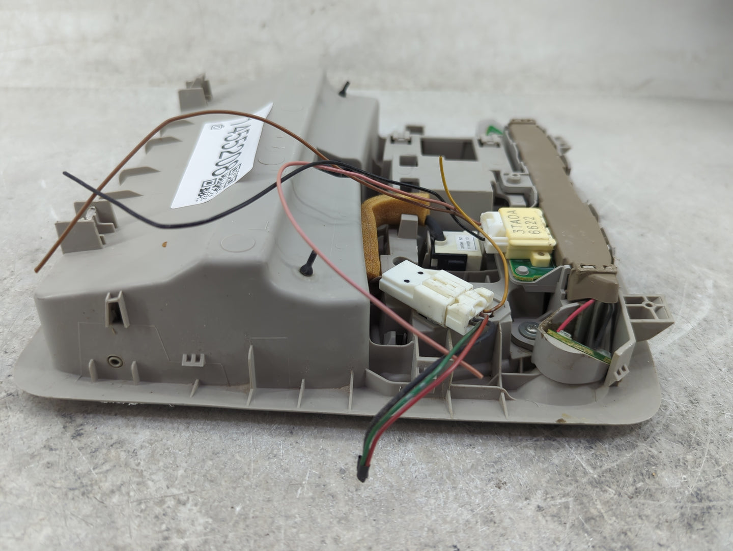 2017 Nissan Rogue Overhead Roof Console - Oemusedautoparts1.com