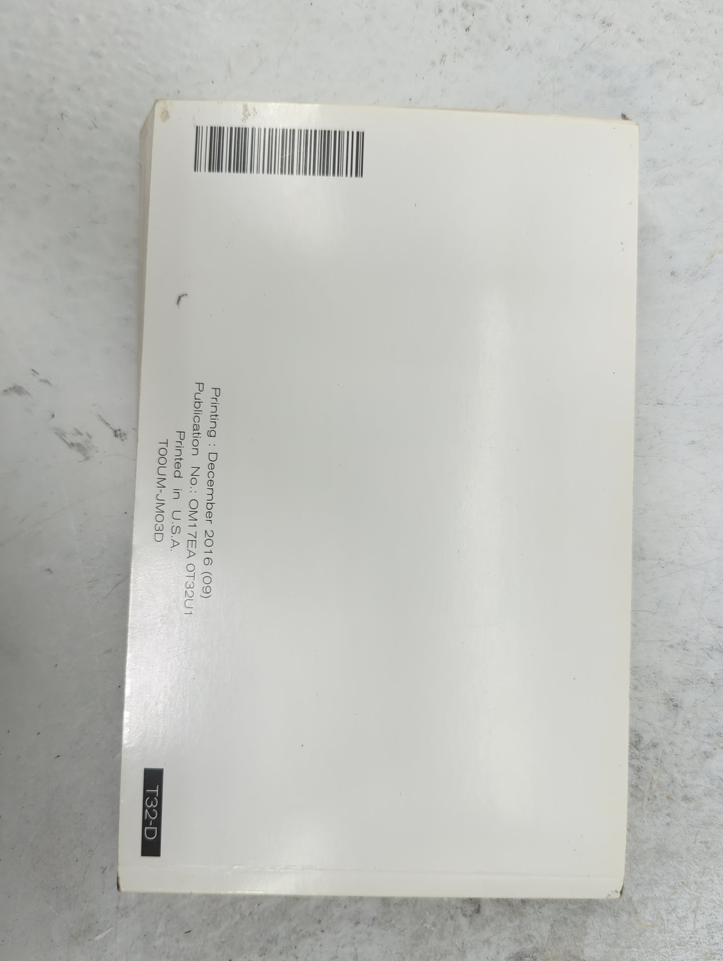 2017 Nissan Rogue Owners Manual Book Guide P/N:OM17EA0T32U1 T00UM-JM03D OEM Used Auto Parts - Oemusedautoparts1.com