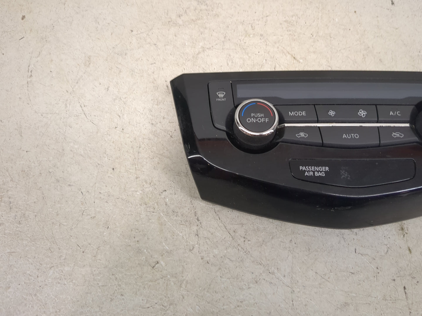 2017-2020 Nissan Rogue Climate Control Module Temperature AC/Heater Replacement Fits Fits 2017 2018 2019 2020 OEM Used Auto 