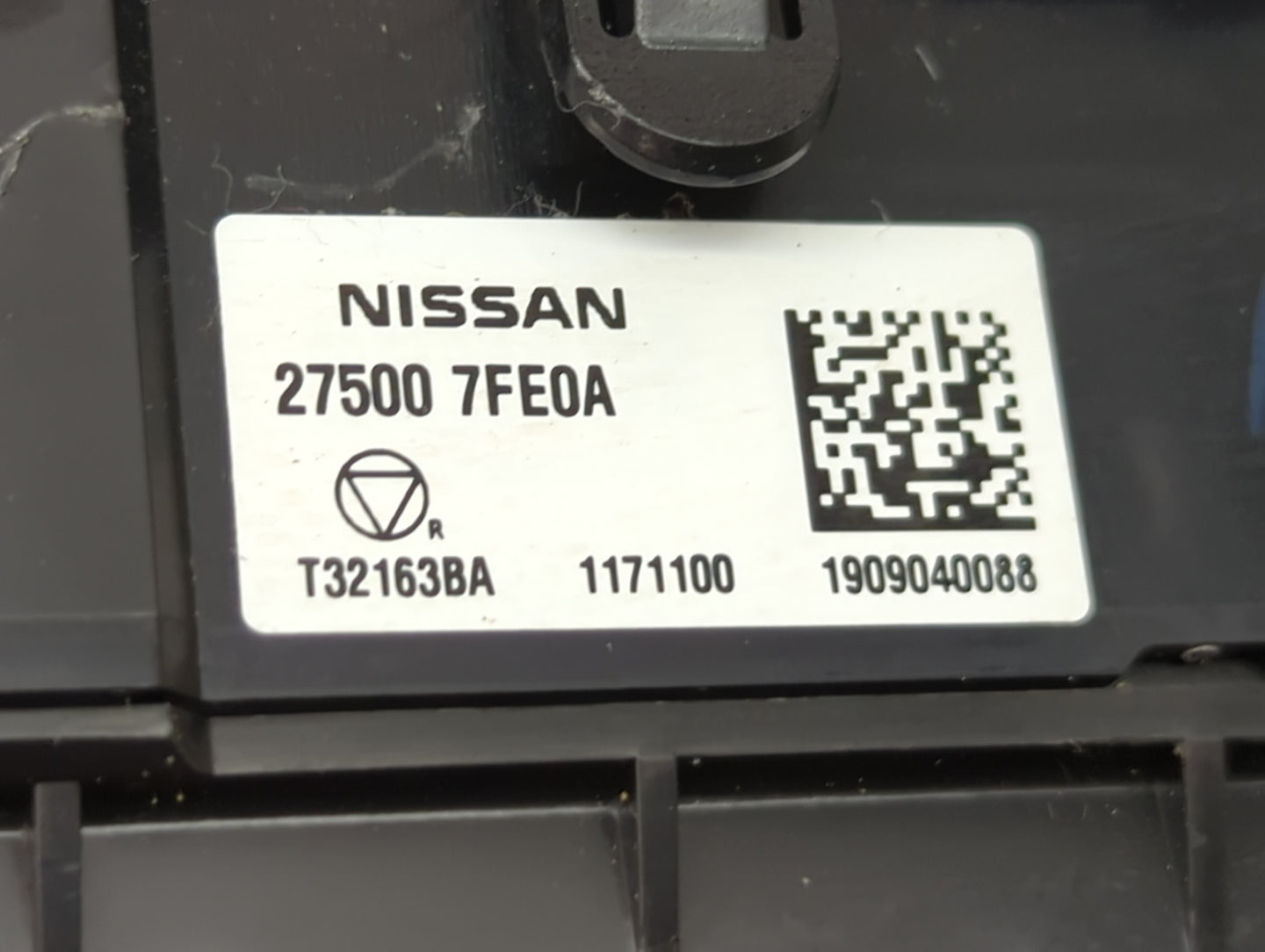 2017-2020 Nissan Rogue Climate Control Module Temperature AC/Heater Replacement P/N:27500 7FE0A 275007FE0A Fits OEM Used Aut