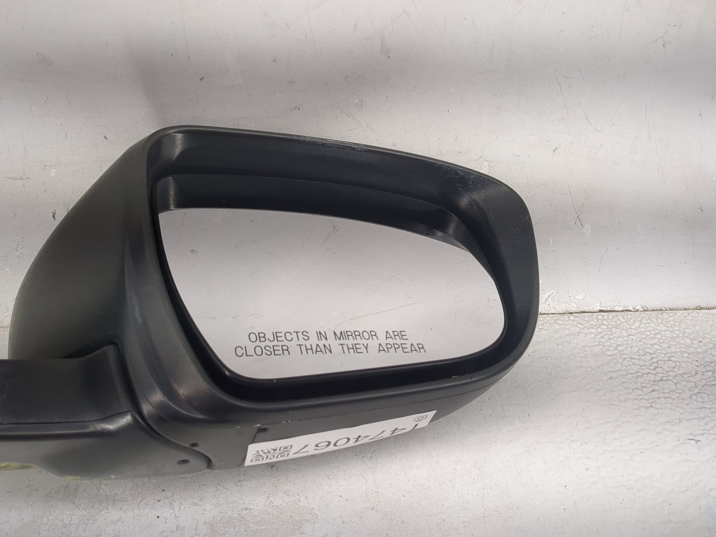 2017-2020 Nissan Rogue Passenger Side View Mirror - Right Door Mirror OEM Used - Oemusedautoparts1.com