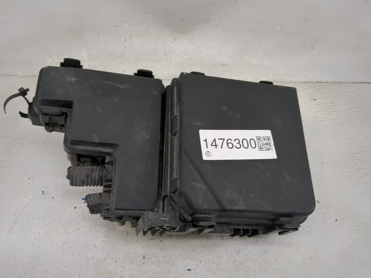 2017-2020 Nissan Rogue Fusebox Fuse Box Panel Relay Module Fits Fits 2017 2018 2019 2020 OEM Used Auto Parts - Oemusedautopa