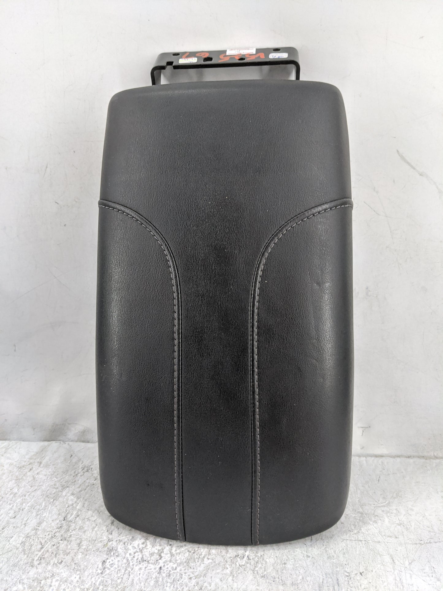 2017 Nissan Rogue Center Console Armrest Cover Lid Fits OEM Used Auto Parts - Oemusedautoparts1.com