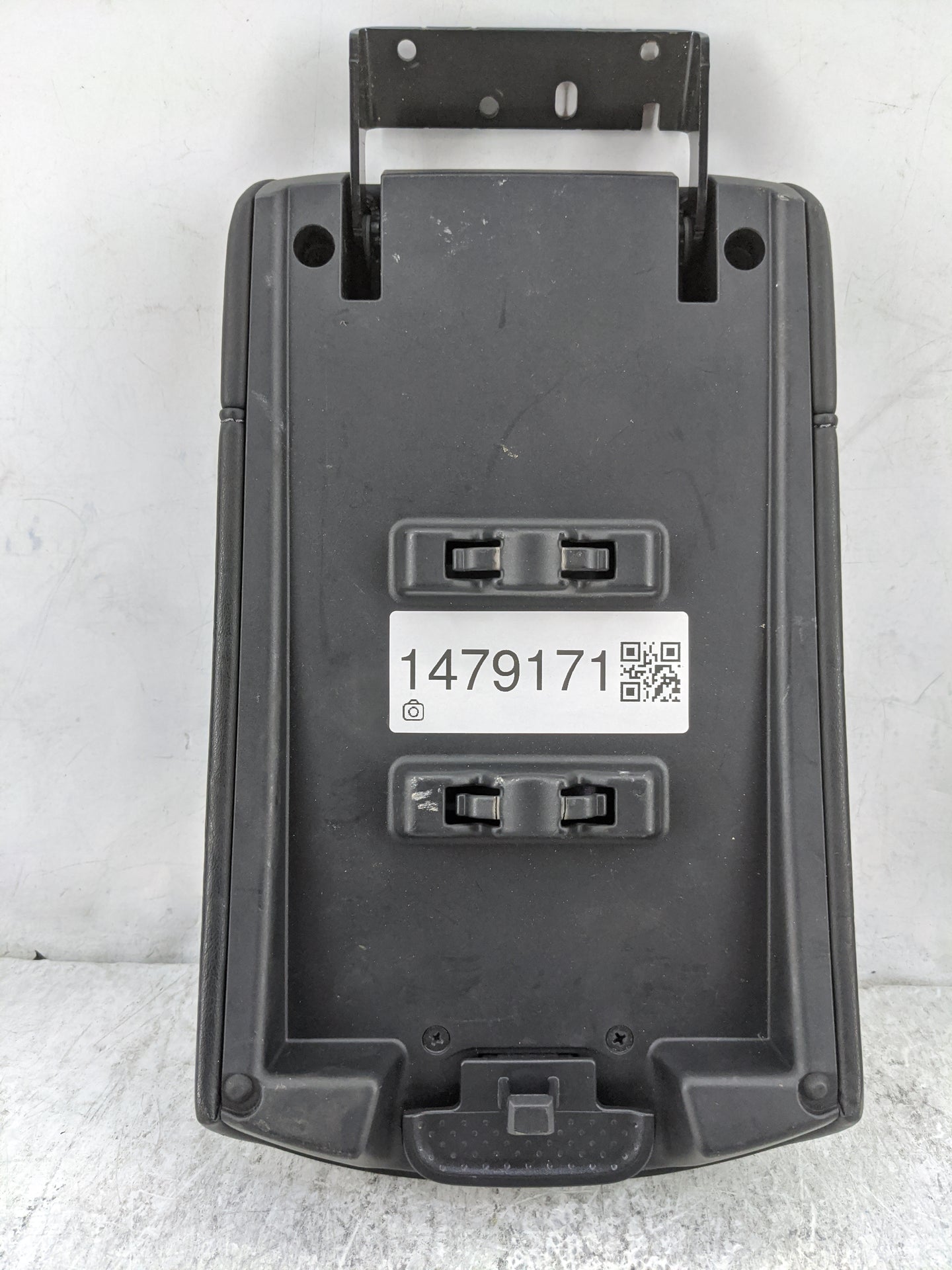 2017 Nissan Rogue Center Console Armrest Cover Lid Fits OEM Used Auto Parts - Oemusedautoparts1.com