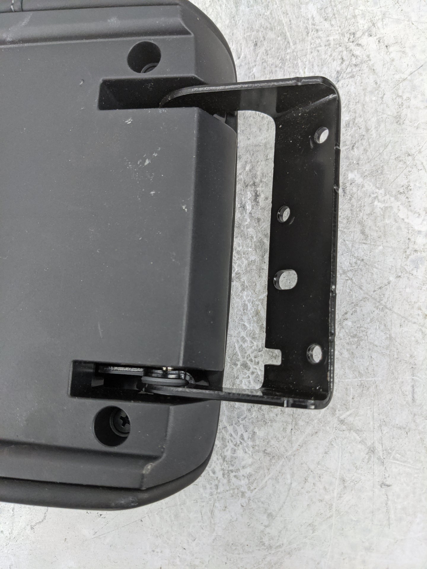 2017 Nissan Rogue Center Console Armrest Cover Lid Fits OEM Used Auto Parts - Oemusedautoparts1.com