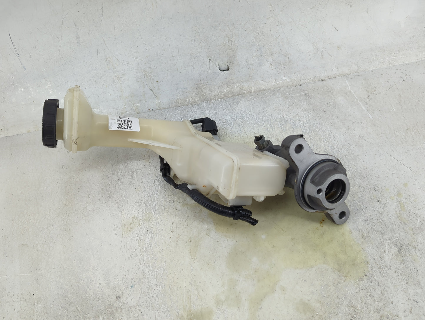 2015-2020 Nissan Rogue Brake Master Cylinder 1490580 - Oemusedautoparts1.com