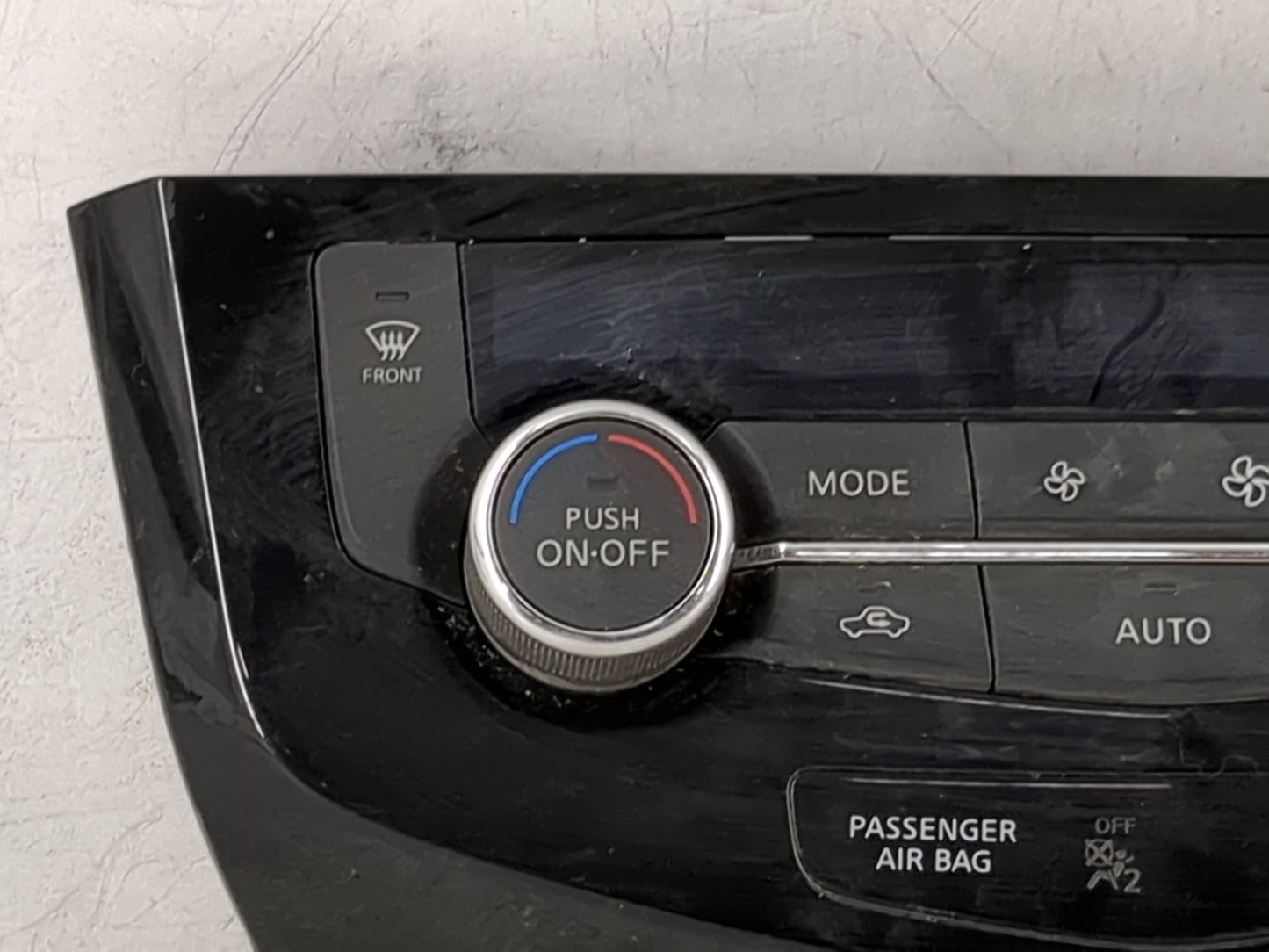 2017-2020 Nissan Rogue Climate Control Module Temperature AC/Heater Replacement P/N:27500 7FE0A T32163BA Fits OEM Used Auto 
