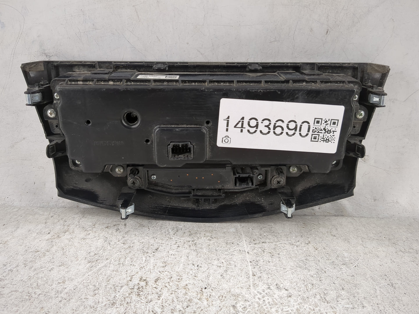 2017-2020 Nissan Rogue Climate Control Module Temperature AC/Heater Replacement P/N:27500 7FE0A T32163BA Fits OEM Used Auto 