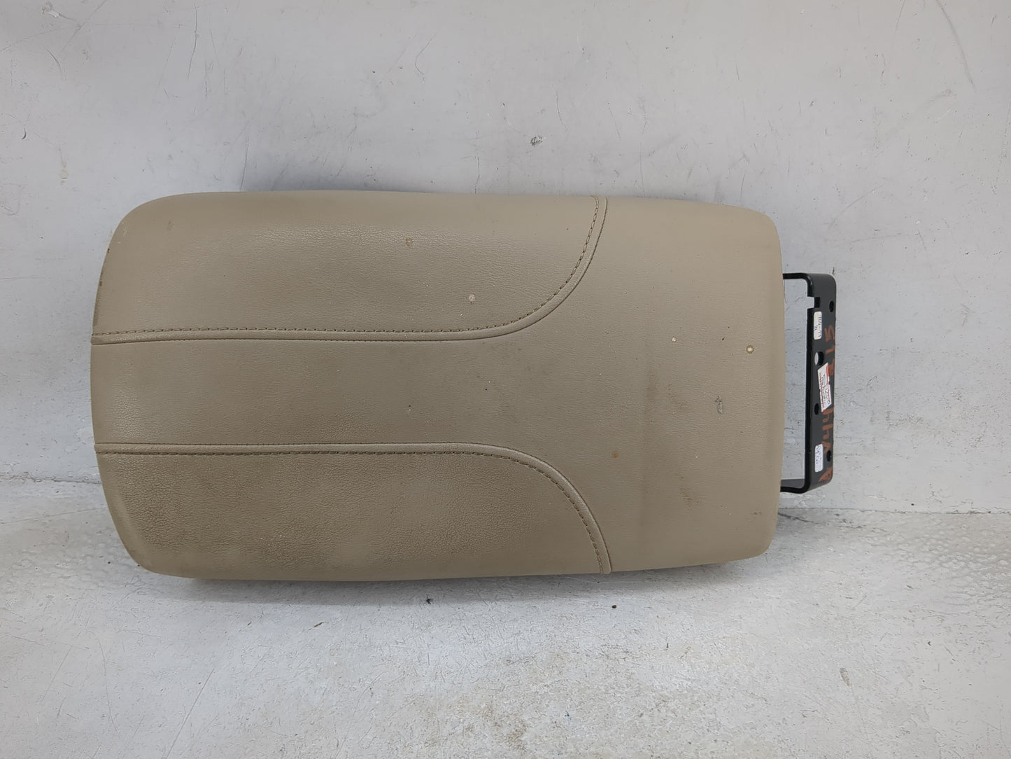 2017 Nissan Rogue Center Console Armrest Cover Lid Fits OEM Used Auto Parts - Oemusedautoparts1.com