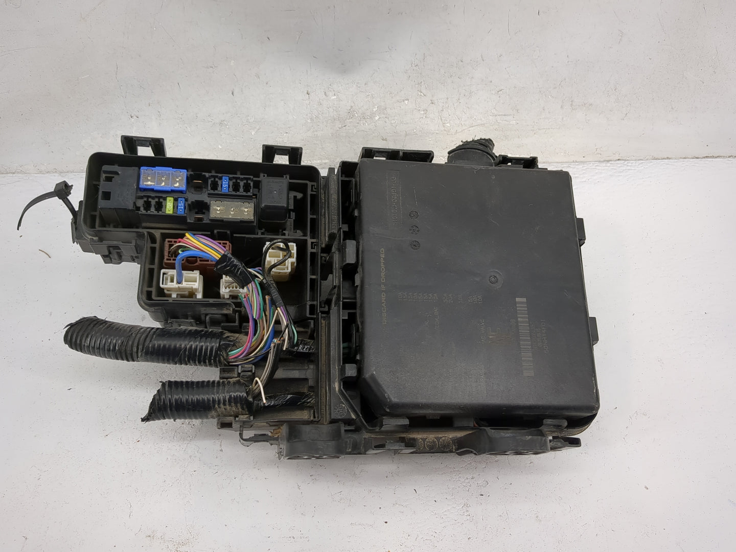 2017-2020 Nissan Rogue Fusebox Fuse Box Panel Relay Module Fits Fits 2017 2018 2019 2020 OEM Used Auto Parts - Oemusedautopa