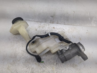 compare product 2015-2020 Nissan Rogue Brake Master Cylinder 1497014