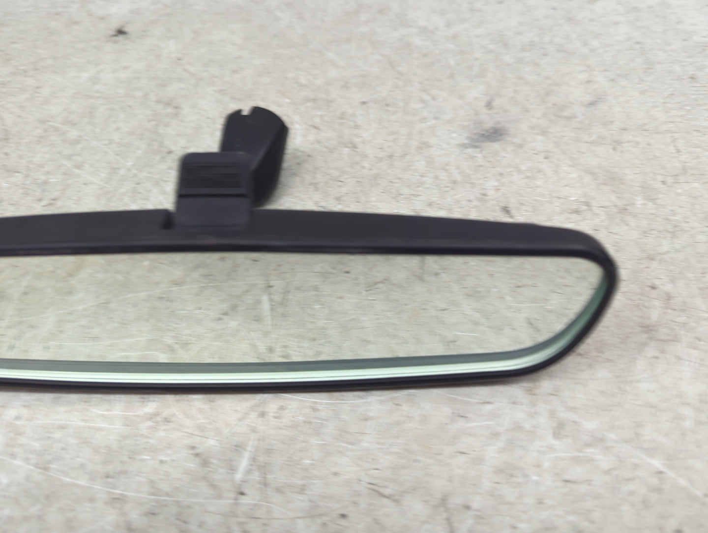 2014-2022 Nissan Rogue Interior Rear View Mirror Replacement OEM P/N:E8 011681 Fits OEM Used Auto Parts - Oemusedautoparts1.