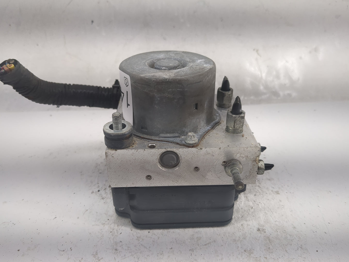 2017 Nissan Rogue ABS Pump Control Module Replacement P/N:0265257166 0265956097 Fits OEM Used Auto Parts - Oemusedautoparts1