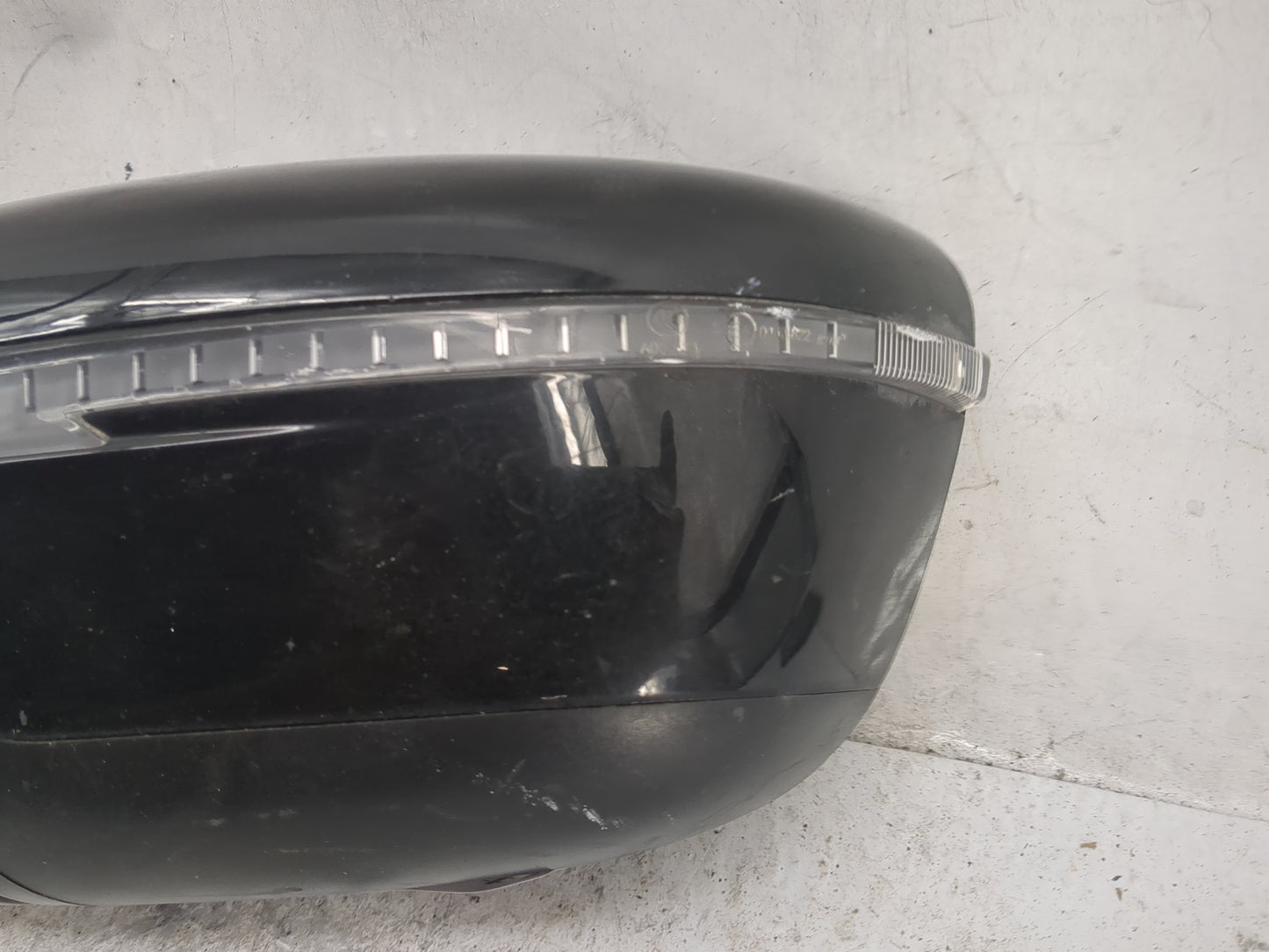 2017-2020 Nissan Rogue Driver Side View Mirror - Left Door Mirror OEM Used - Oemusedautoparts1.com