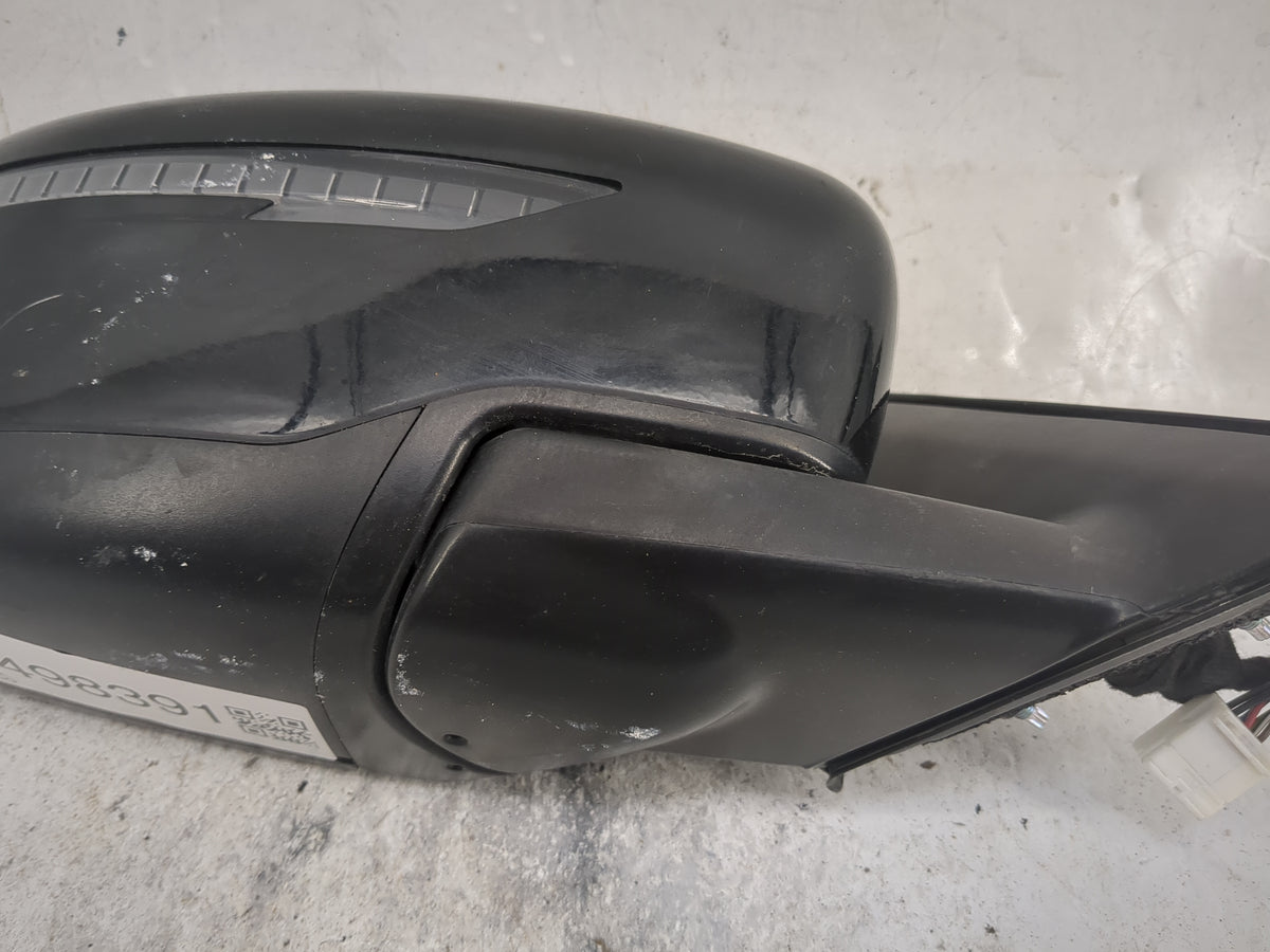 2017-2020 Nissan Rogue Passenger Side View Mirror - Right Door Mirror OEM Used - Oemusedautoparts1.com