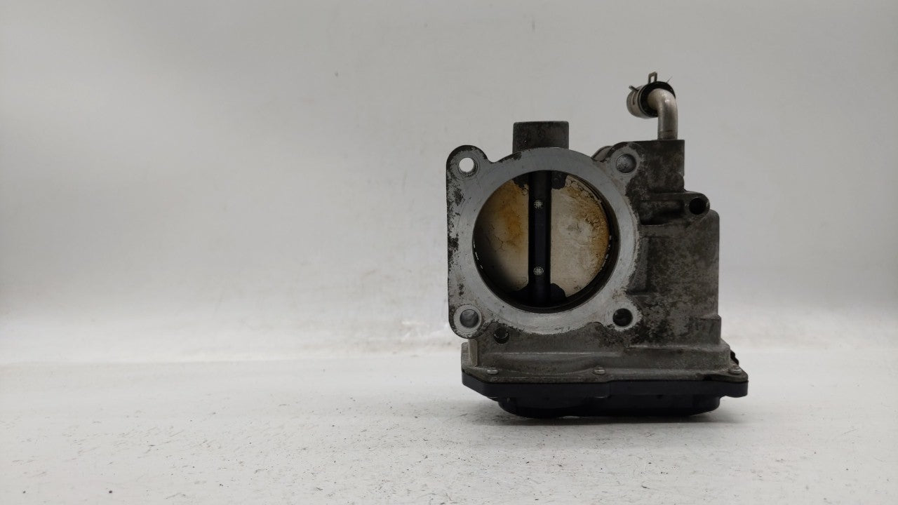 2014-2019 Nissan Rogue Throttle Body P/N:3TA60-01 B 3TA60-01 A, 3TA60-01 C Fits Fits 2013 2014 2015 2016 2017 2018 2019 OEM 