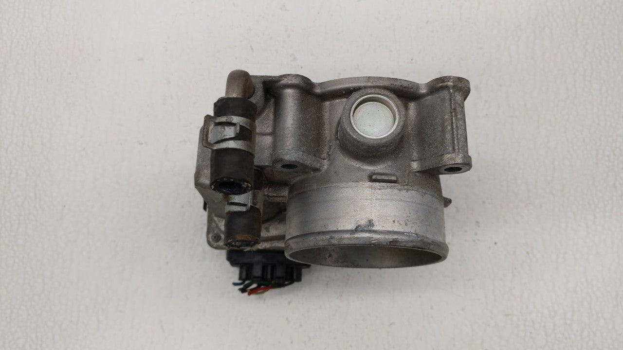 2014-2019 Nissan Rogue Throttle Body P/N:3TA60-01 B 3TA60-01 A, 3TA60-01 C Fits Fits 2013 2014 2015 2016 2017 2018 2019 OEM 