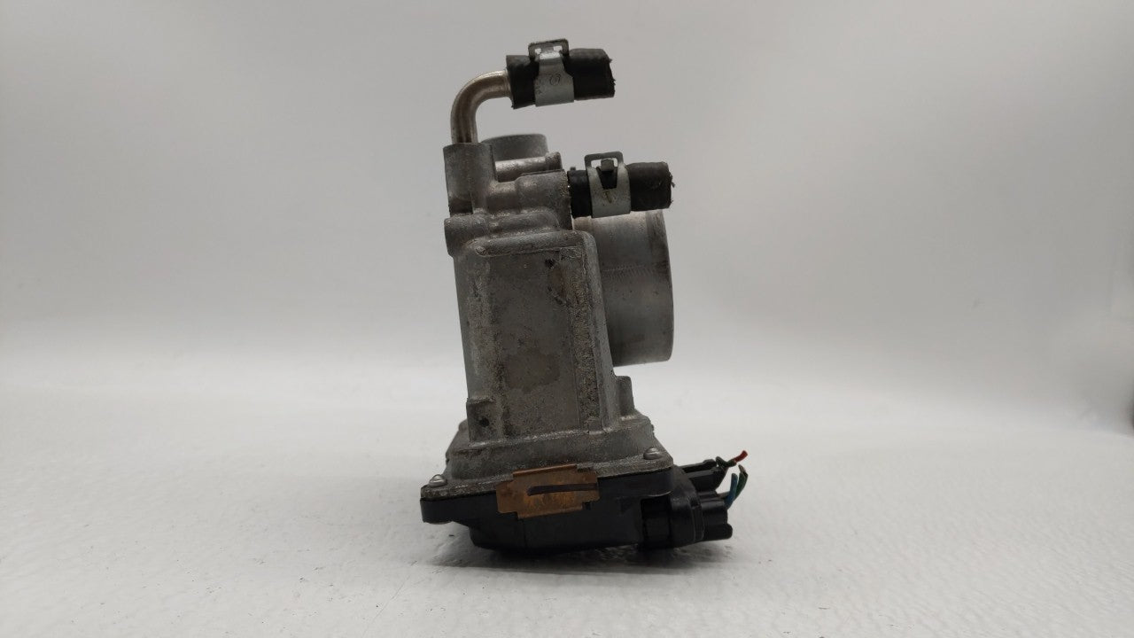 2014-2019 Nissan Rogue Throttle Body P/N:3TA60-01 B 3TA60-01 A, 3TA60-01 C Fits Fits 2013 2014 2015 2016 2017 2018 2019 OEM 