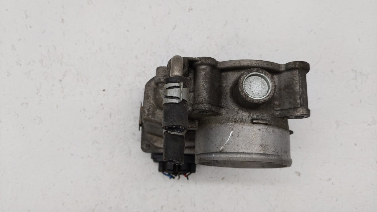 2014-2019 Nissan Rogue Throttle Body P/N:3TA60-01 B 3TA60-01 A, 3TA60-01 C Fits Fits 2013 2014 2015 2016 2017 2018 2019 OEM 