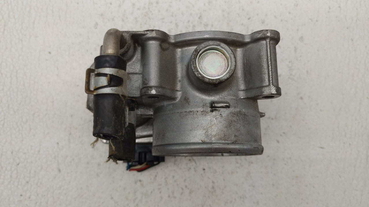 2014-2019 Nissan Rogue Throttle Body P/N:3TA60-01 C 3TA60-01 B, 3TA60-01 A Fits Fits 2013 2014 2015 2016 2017 2018 2019 OEM 