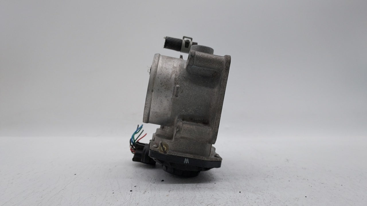 2014-2019 Nissan Rogue Throttle Body P/N:3TA60-01 C 3TA60-01 B, 3TA60-01 A Fits Fits 2013 2014 2015 2016 2017 2018 2019 OEM 