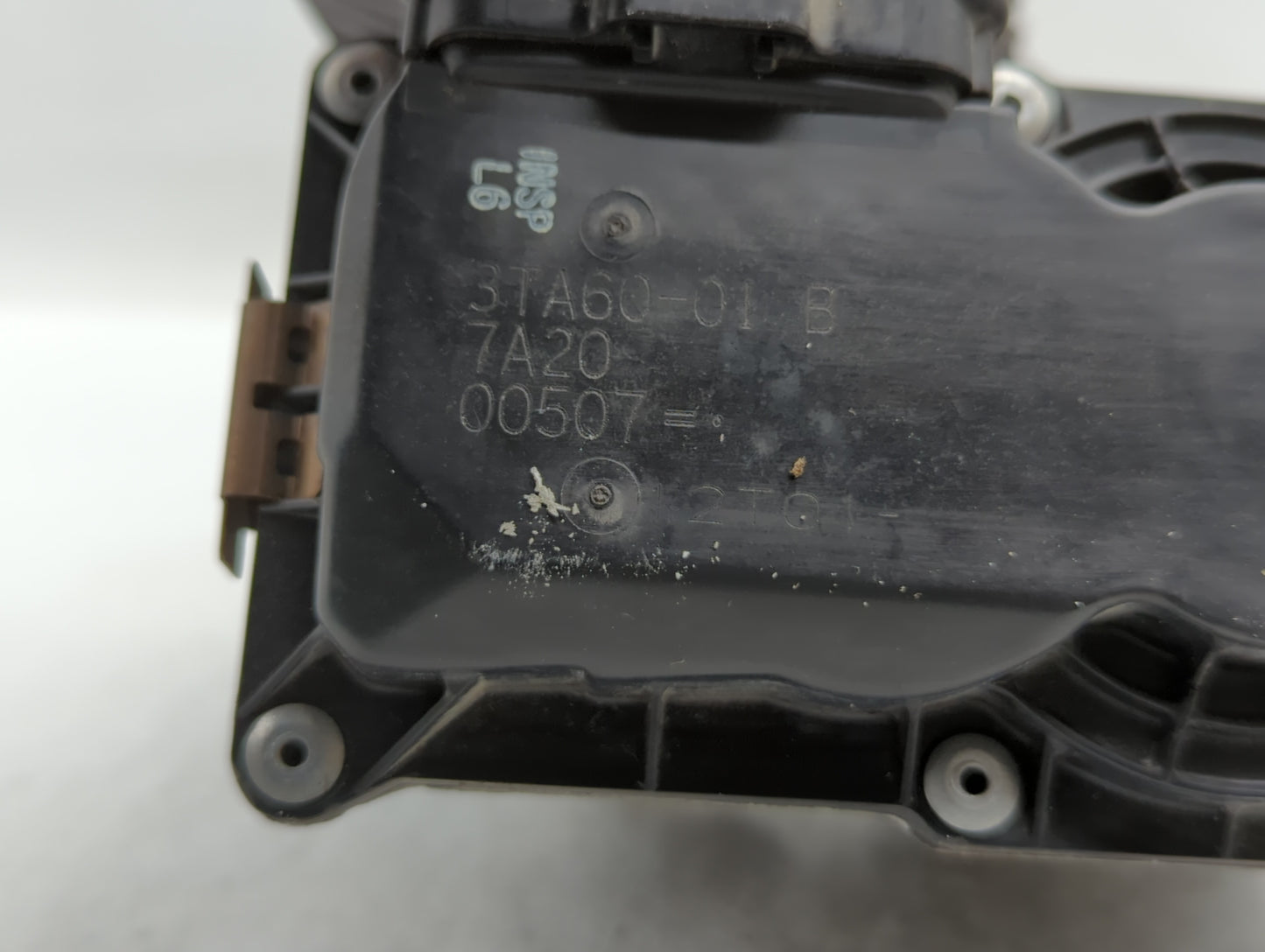 2014-2019 Nissan Rogue Throttle Body P/N:3TA60-01 C 3TA60-01 B, 3TA60-01 A Fits Fits 2013 2014 2015 2016 2017 2018 2019 OEM 