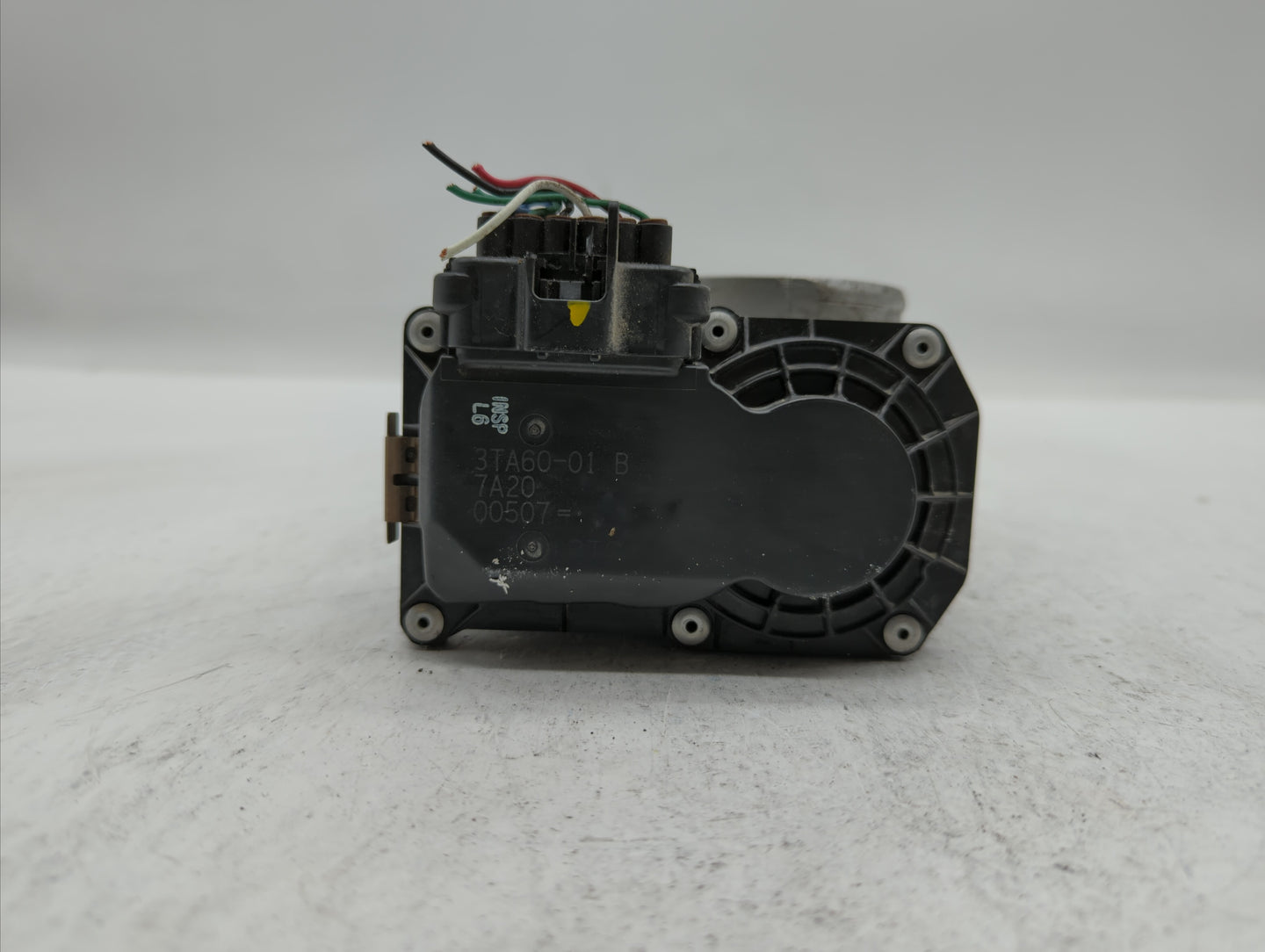 2014-2019 Nissan Rogue Throttle Body P/N:3TA60-01 C 3TA60-01 B, 3TA60-01 A Fits Fits 2013 2014 2015 2016 2017 2018 2019 OEM 