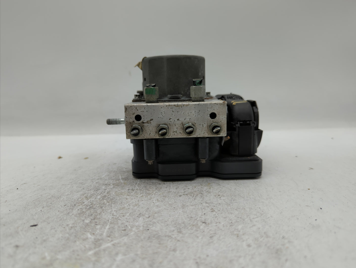 2017 Nissan Rogue ABS Pump Control Module Replacement Fits OEM Used Auto Parts - Oemusedautoparts1.com