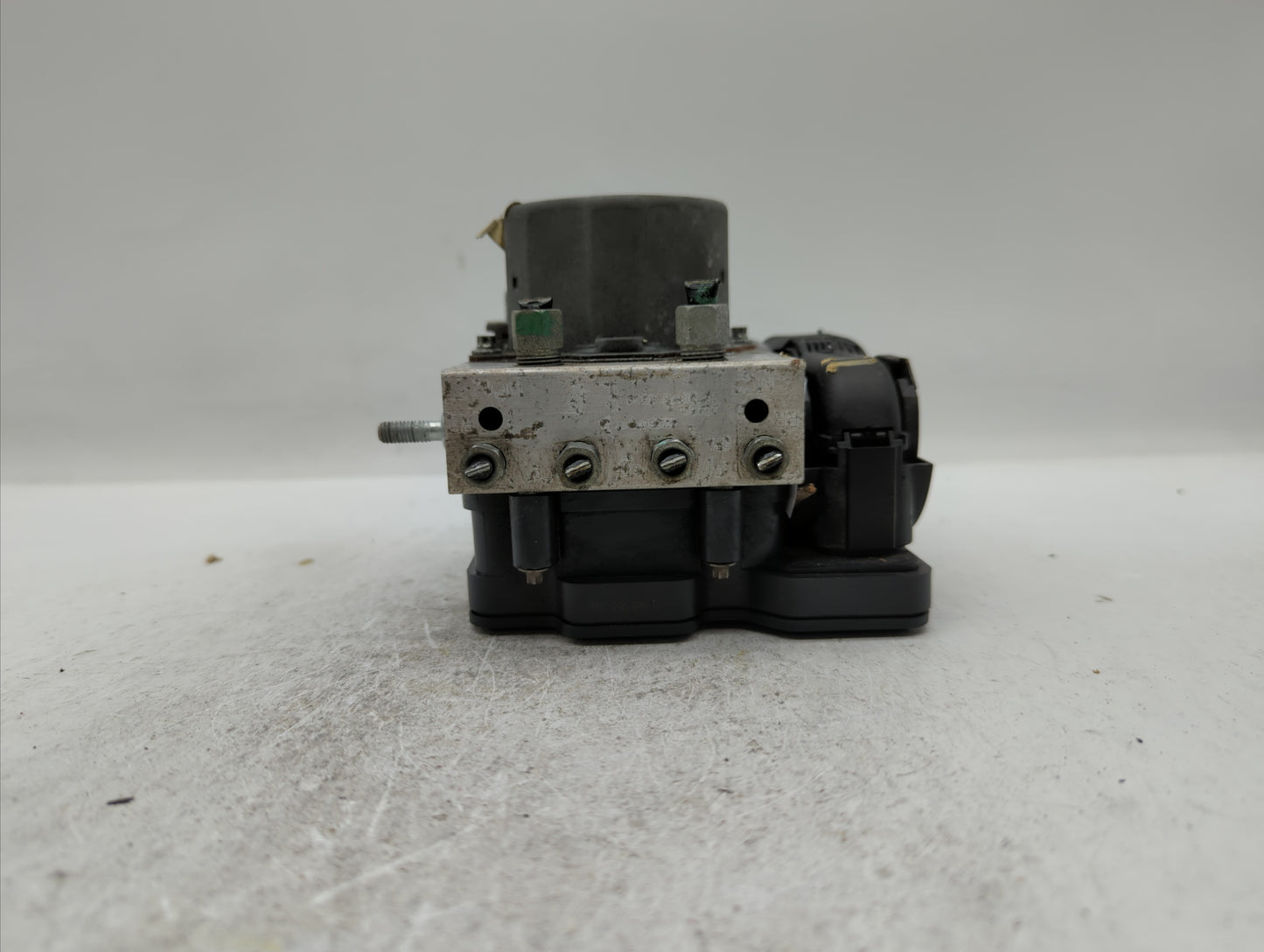2017 Nissan Rogue ABS Pump Control Module Replacement Fits OEM Used Auto Parts - Oemusedautoparts1.com