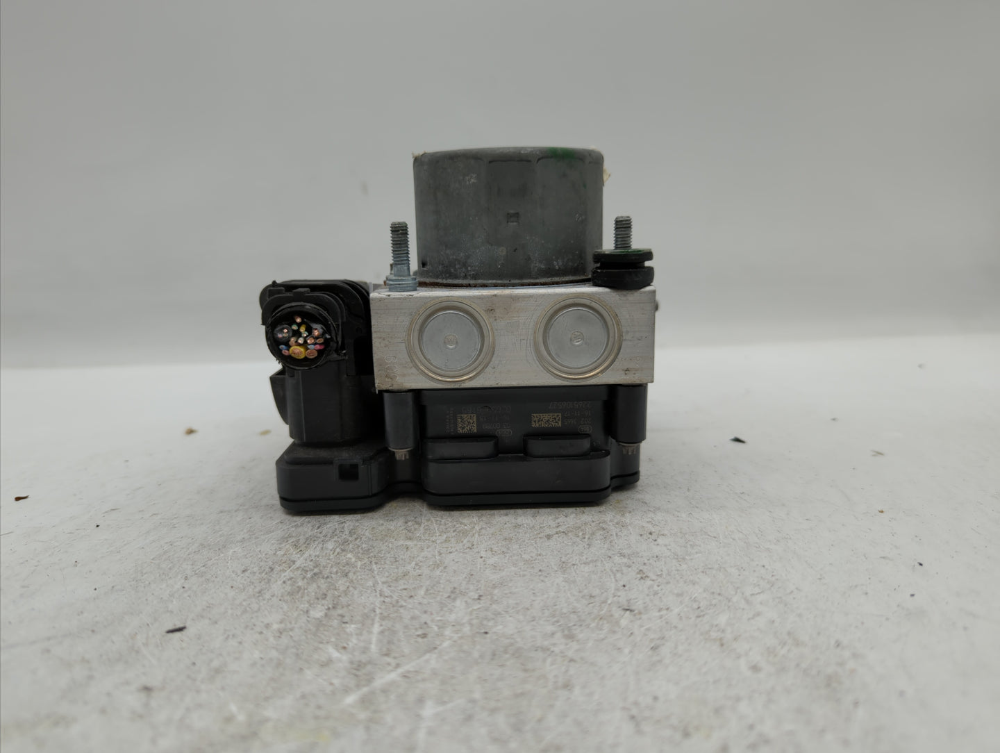 2017 Nissan Rogue ABS Pump Control Module Replacement Fits OEM Used Auto Parts - Oemusedautoparts1.com
