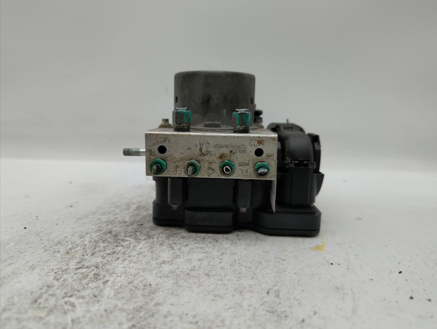 2017 Nissan Rogue ABS Pump Control Module Replacement P/N:47660 5HK3A Fits OEM Used Auto Parts - Oemusedautoparts1.com