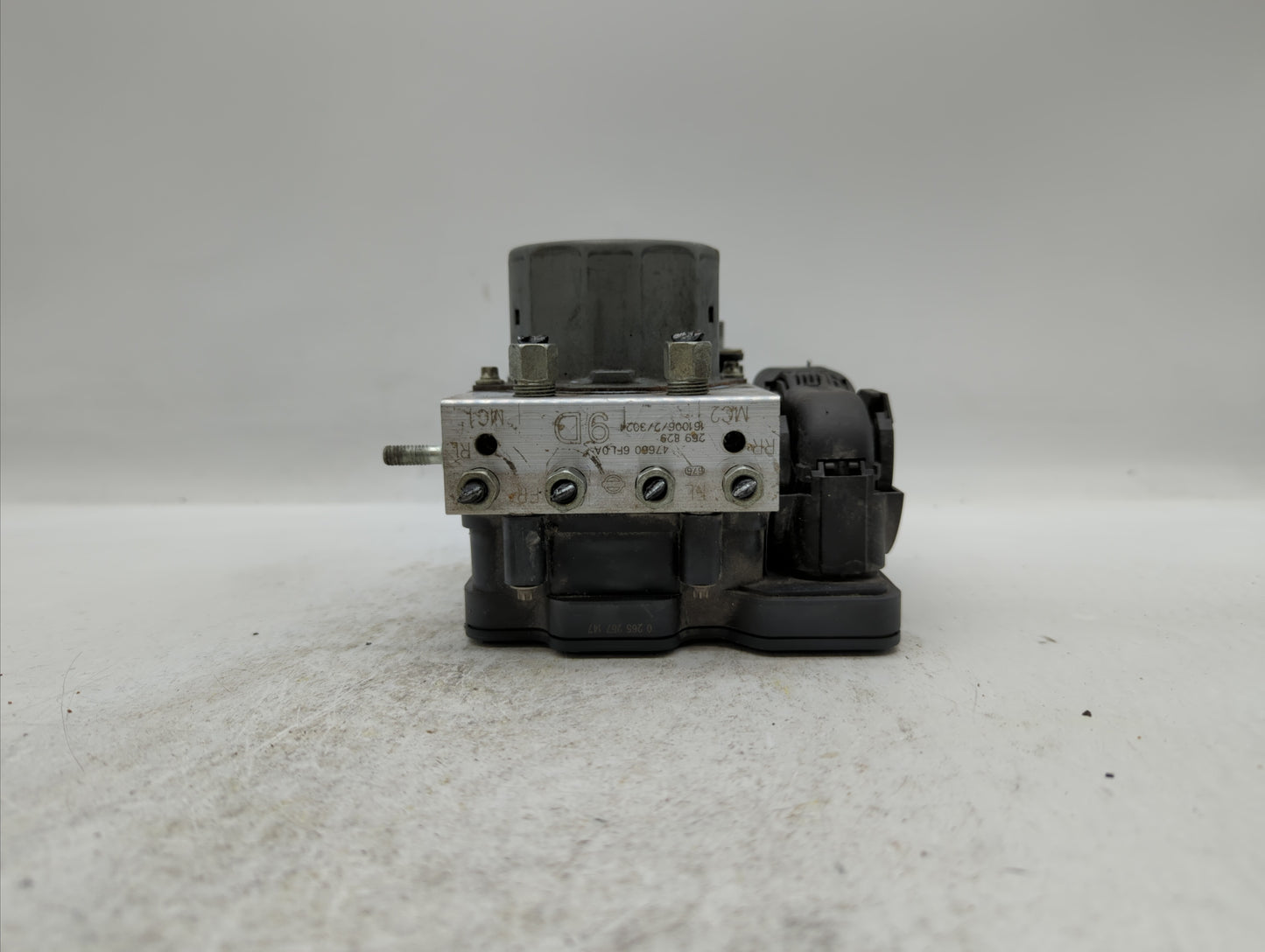 2017 Nissan Rogue ABS Pump Control Module Replacement P/N:47660 6FL0A Fits OEM Used Auto Parts - Oemusedautoparts1.com