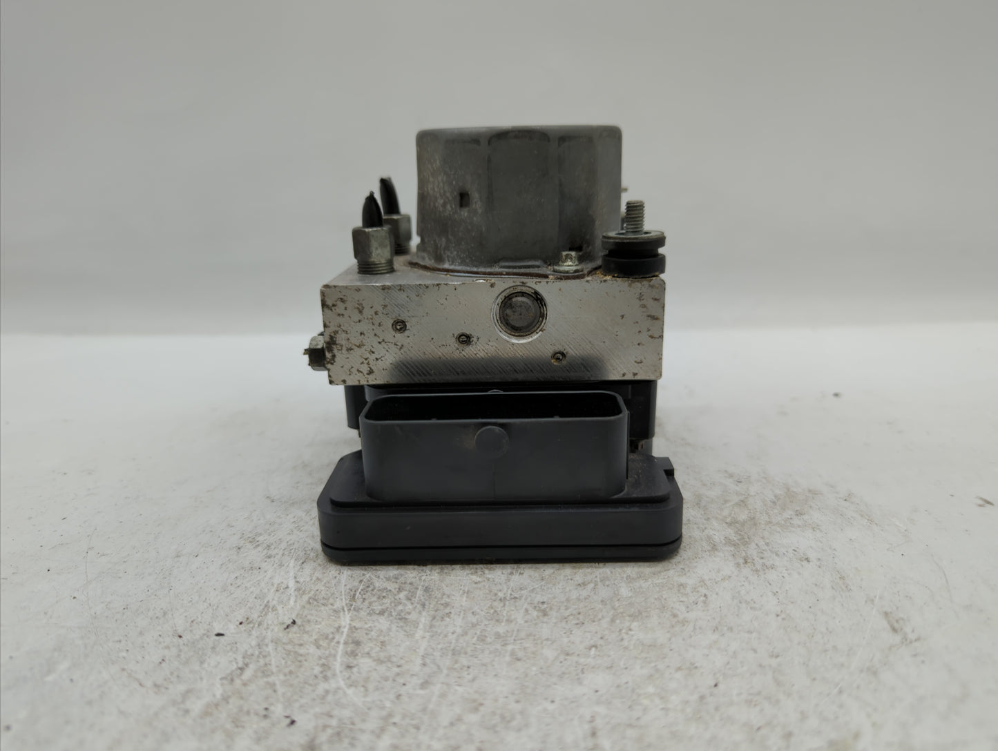2017 Nissan Rogue ABS Pump Control Module Replacement P/N:47660 6EL1A Fits OEM Used Auto Parts - Oemusedautoparts1.com