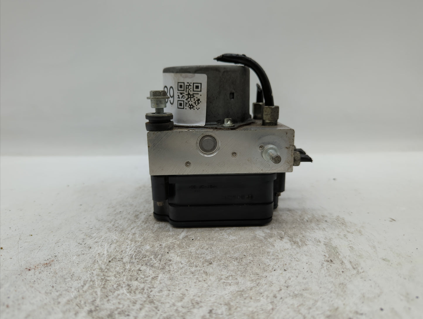 2017 Nissan Rogue ABS Pump Control Module Replacement P/N:47660 6FM7A 47660 6FL1A Fits OEM Used Auto Parts - Oemusedautopart