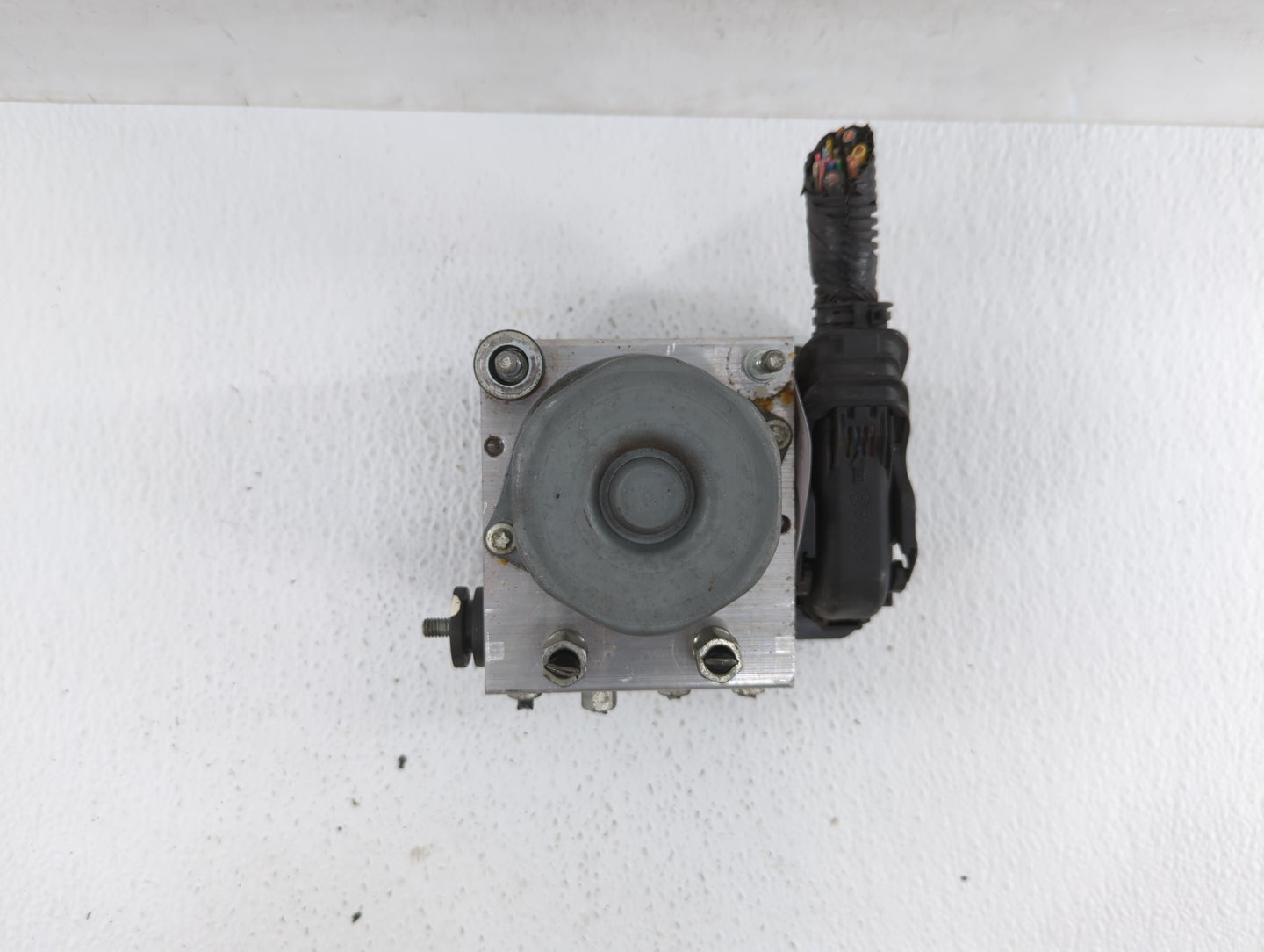 2017 Nissan Rogue ABS Pump Control Module Replacement P/N:47660 6FM7A 47660 6FL1A Fits OEM Used Auto Parts - Oemusedautopart