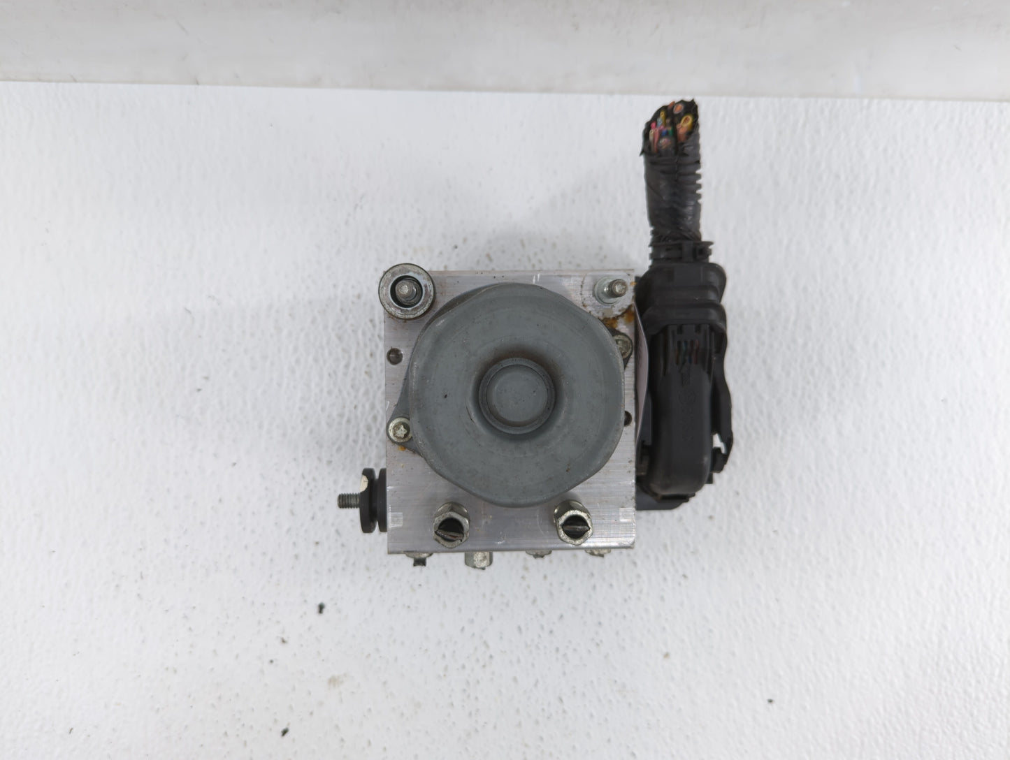 2017 Nissan Rogue ABS Pump Control Module Replacement P/N:47660 6FM7A 47660 6FL1A Fits OEM Used Auto Parts - Oemusedautopart