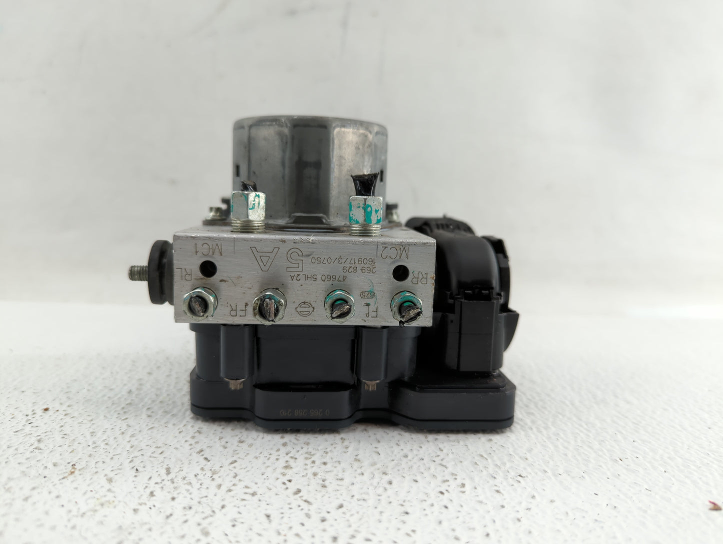 2017 Nissan Rogue ABS Pump Control Module Replacement P/N:47660 5HL2A Fits OEM Used Auto Parts - Oemusedautoparts1.com