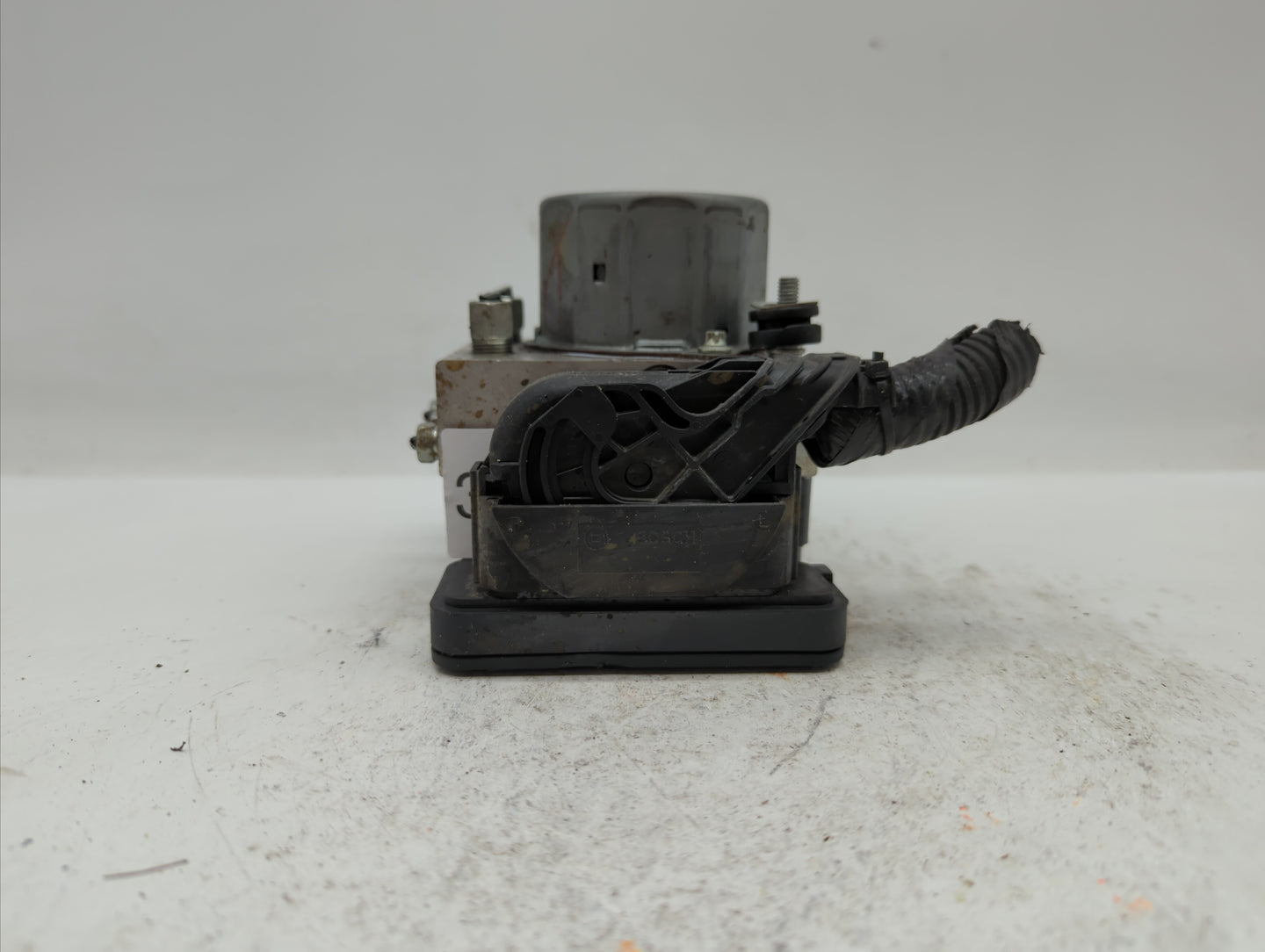 2017 Nissan Rogue ABS Pump Control Module Replacement P/N:47660 6FL0A Fits OEM Used Auto Parts - Oemusedautoparts1.com