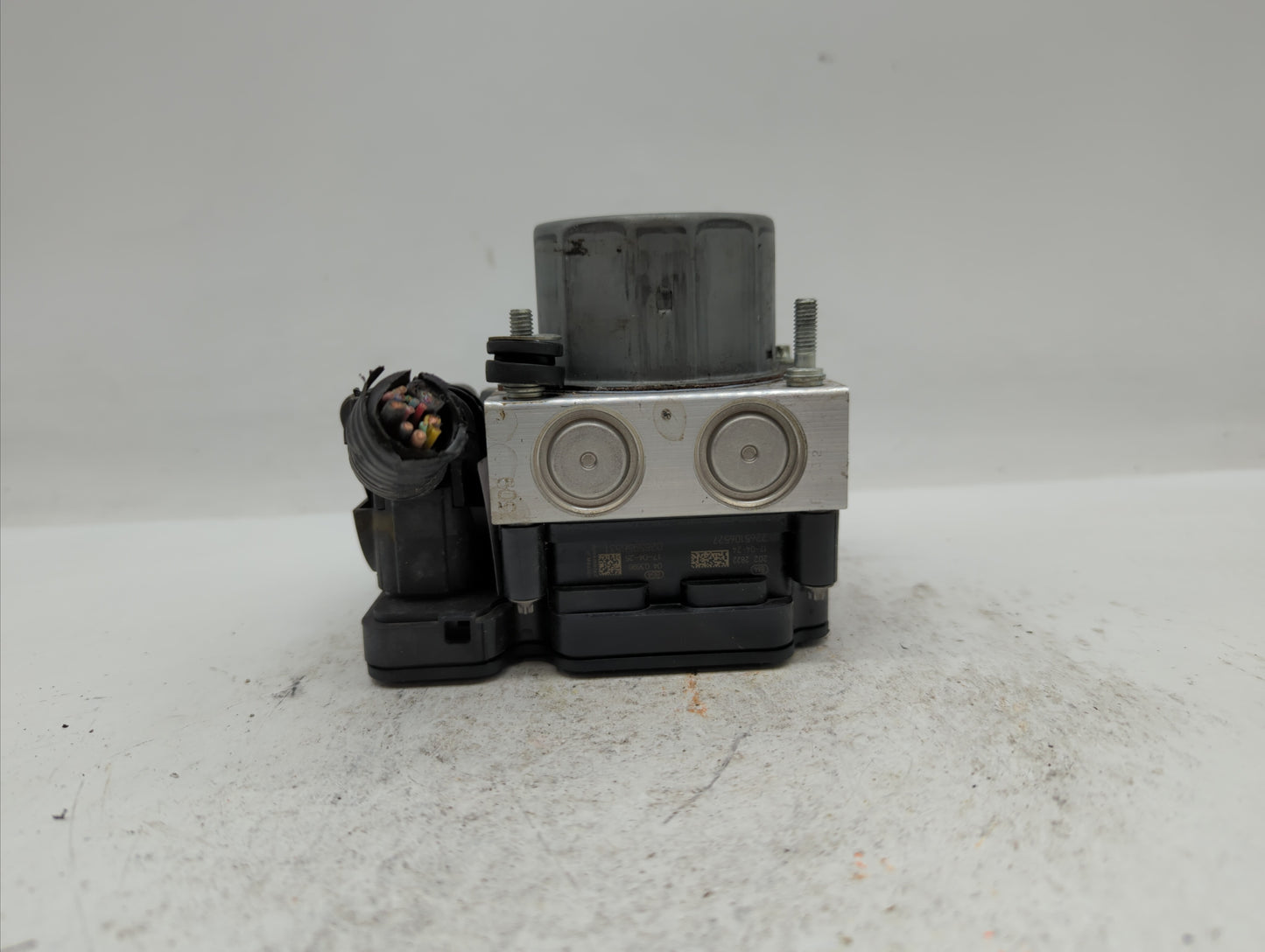 2017 Nissan Rogue ABS Pump Control Module Replacement P/N:47660 6FL0A Fits OEM Used Auto Parts - Oemusedautoparts1.com