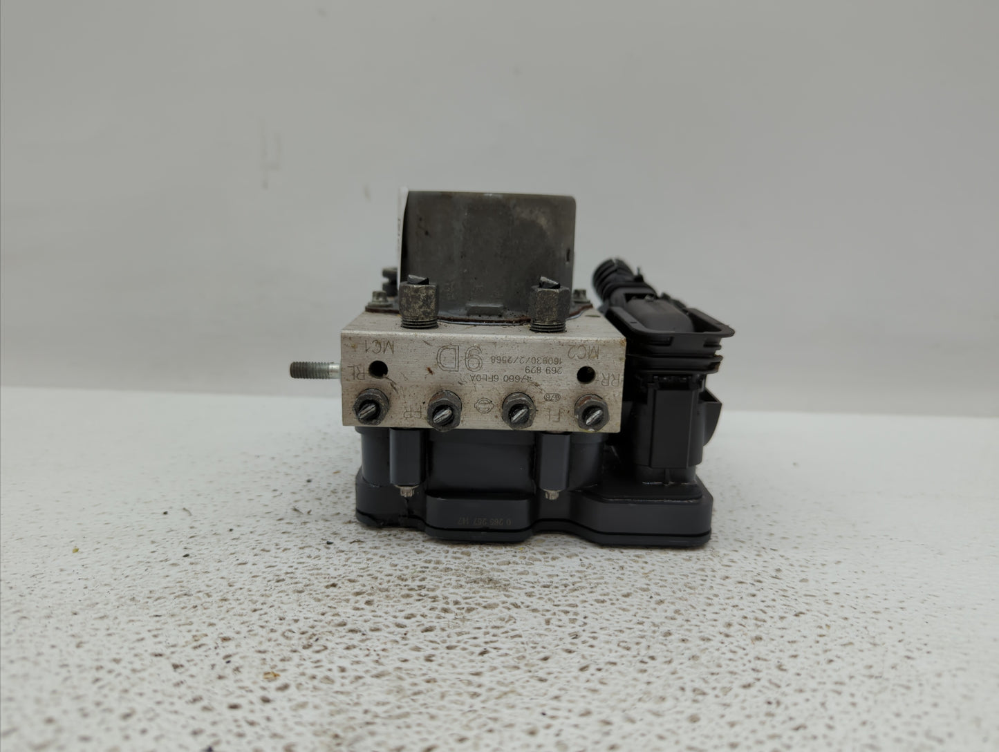 2017 Nissan Rogue ABS Pump Control Module Replacement P/N:47660 6FL0A Fits OEM Used Auto Parts - Oemusedautoparts1.com