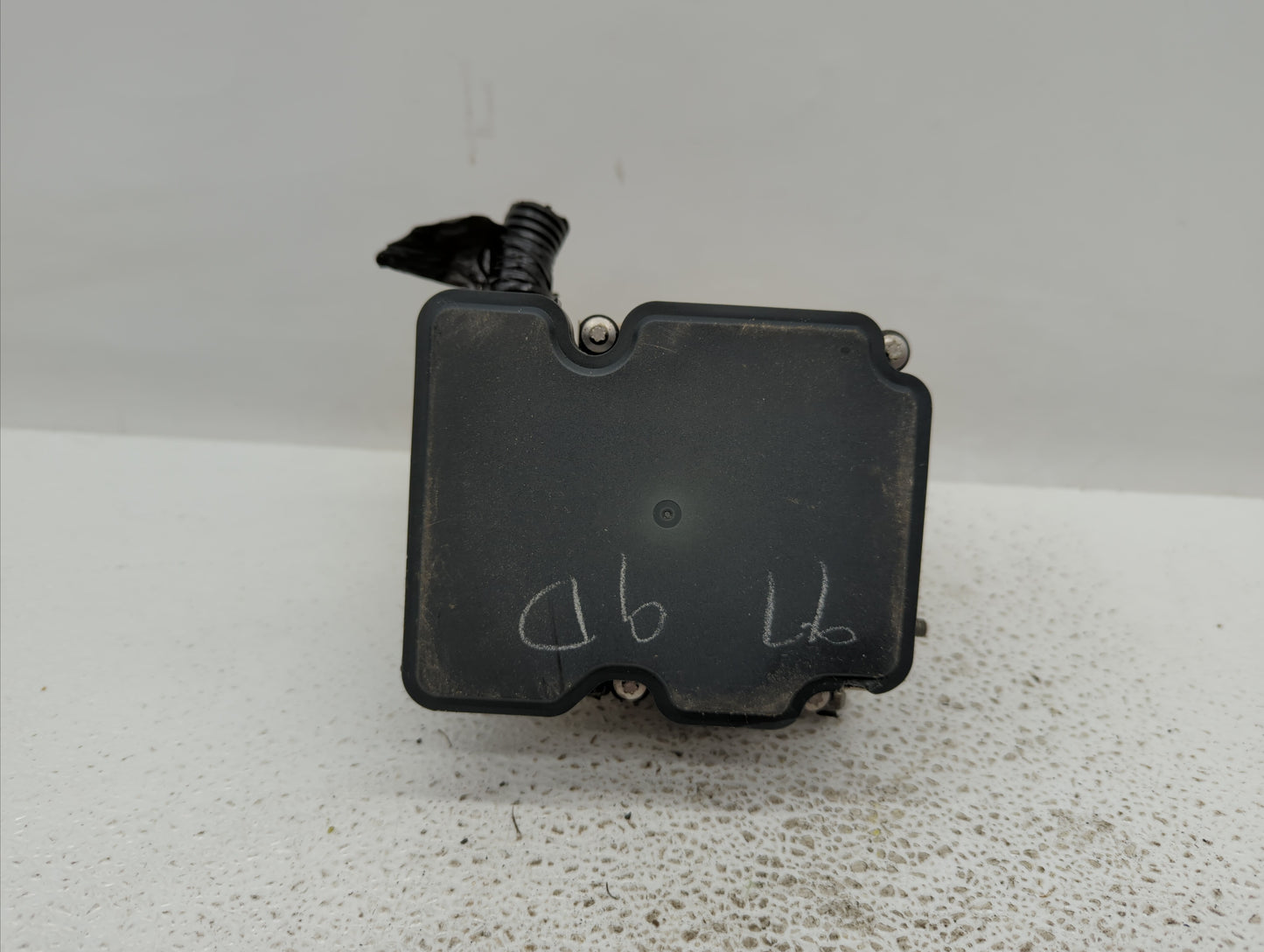 2017 Nissan Rogue ABS Pump Control Module Replacement P/N:47660 6FL0A Fits OEM Used Auto Parts - Oemusedautoparts1.com