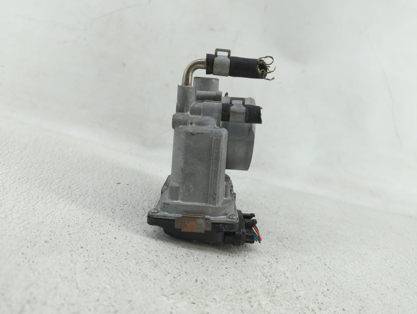 2014-2019 Nissan Rogue Throttle Body P/N:3TA60-01 C 3TA60-01 B, 3TA60-01 A Fits Fits 2013 2014 2015 2016 2017 2018 2019 OEM 