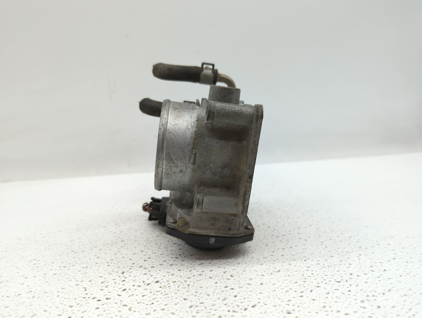2014-2019 Nissan Rogue Throttle Body P/N:3TA60-01 C 3TA60-01 B, 3TA60-01 A Fits Fits 2013 2014 2015 2016 2017 2018 2019 OEM 
