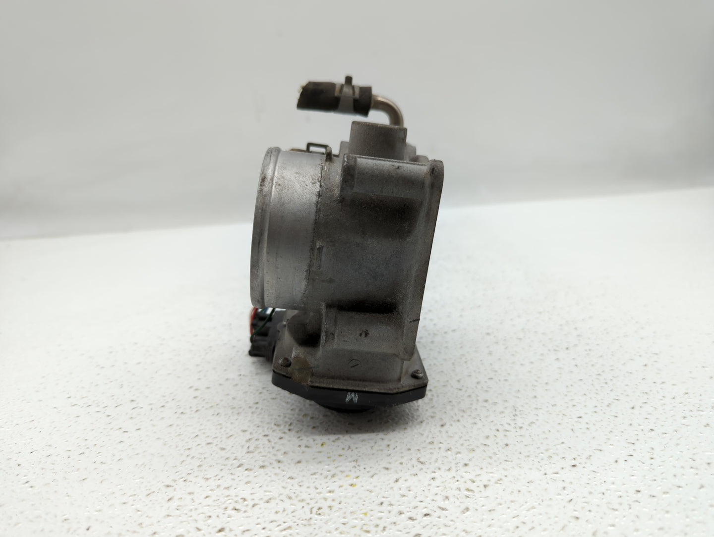 2014-2019 Nissan Rogue Throttle Body P/N:3TA60-01 C 3TA60-01 B, 3TA60-01 A Fits Fits 2013 2014 2015 2016 2017 2018 2019 OEM 