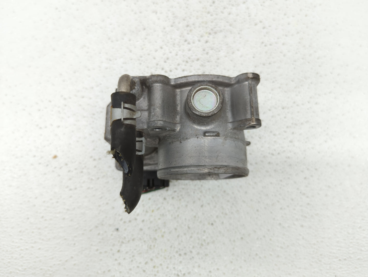2014-2019 Nissan Rogue Throttle Body P/N:3TA60-01 C 3TA60-01 B, 3TA60-01 A Fits Fits 2013 2014 2015 2016 2017 2018 2019 OEM 