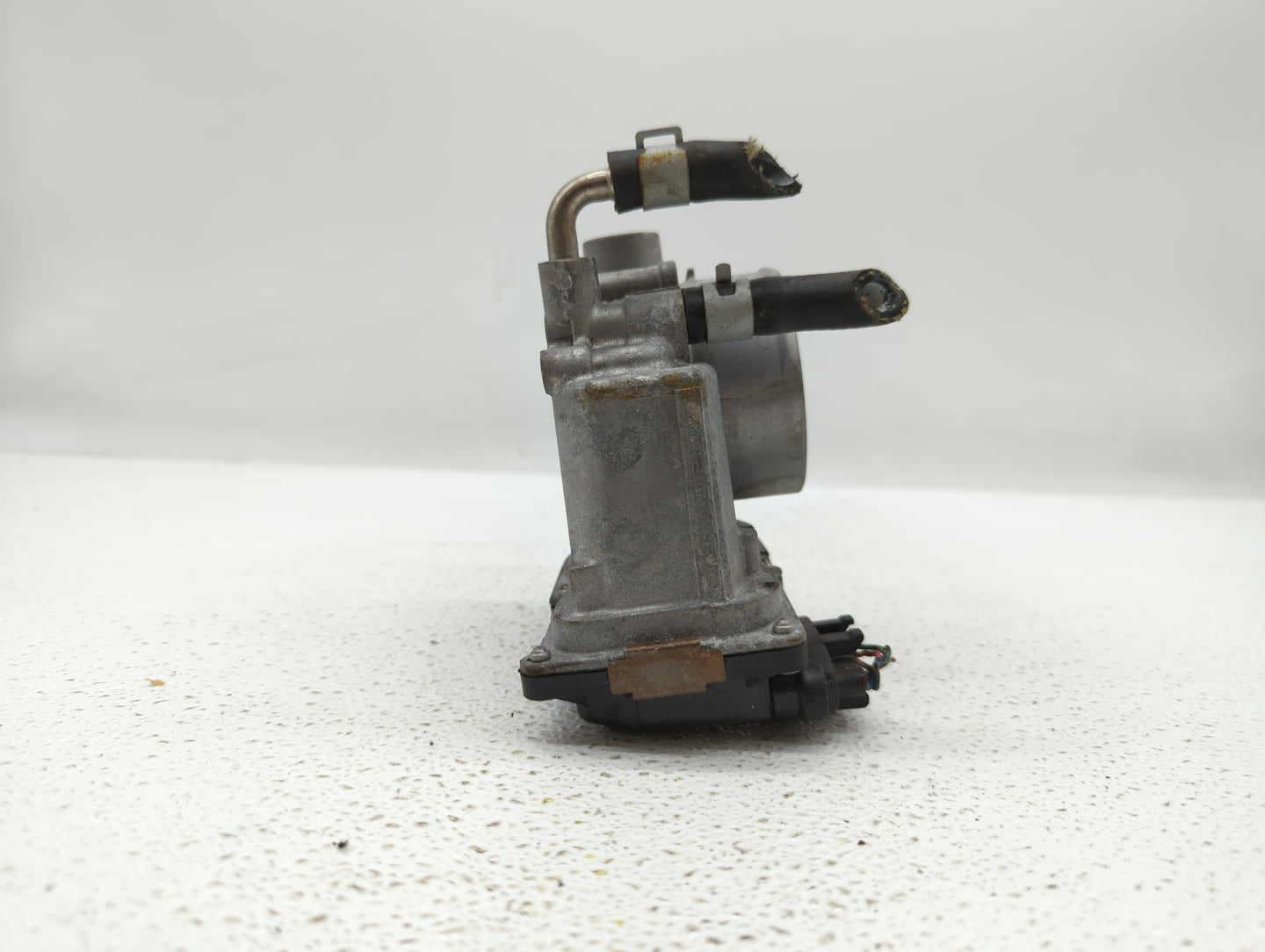 2014-2019 Nissan Rogue Throttle Body P/N:3TA60-01 C 3TA60-01 B, 3TA60-01 A Fits Fits 2013 2014 2015 2016 2017 2018 2019 OEM 