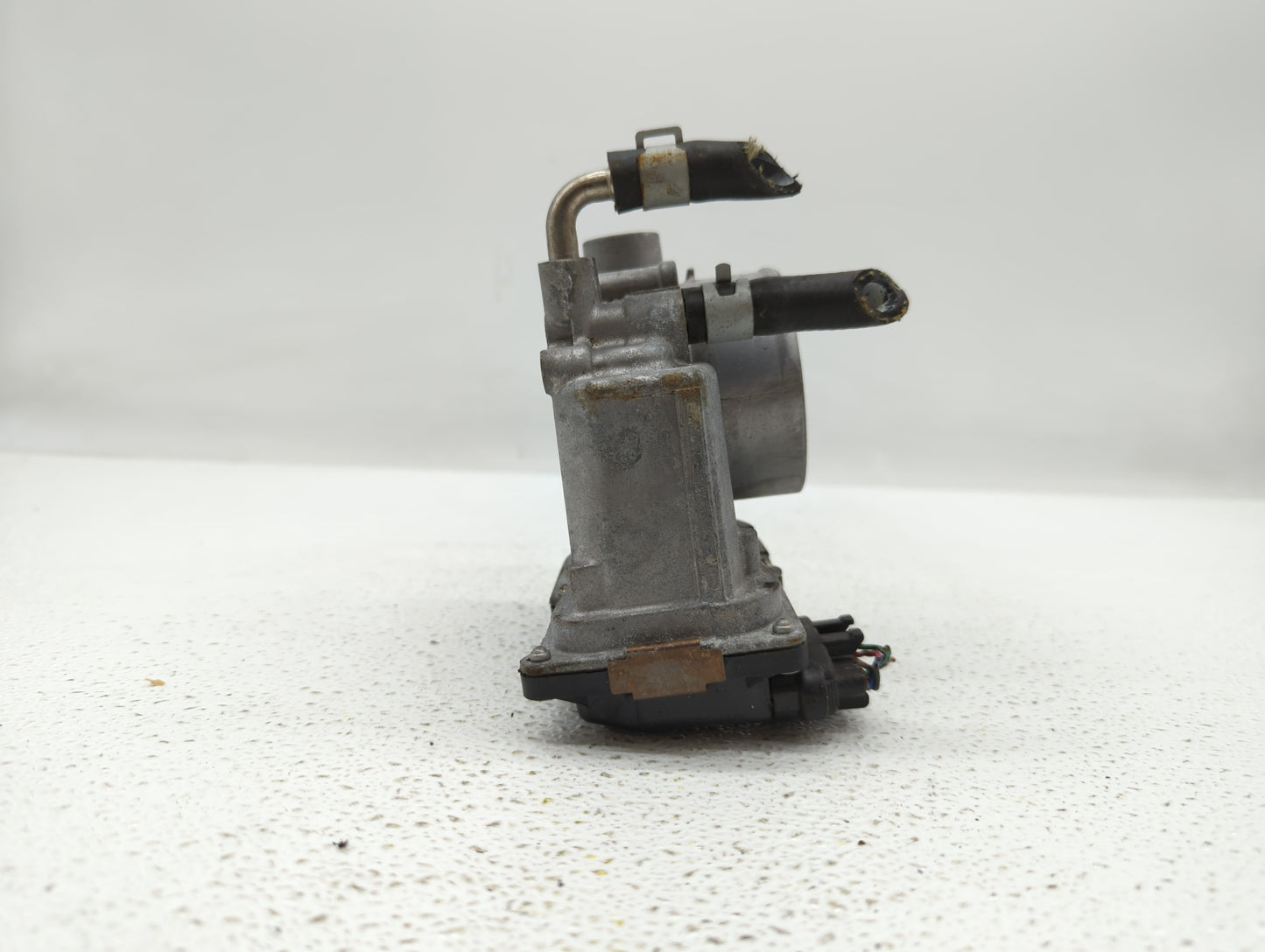 2014-2019 Nissan Rogue Throttle Body P/N:3TA60-01 C 3TA60-01 B, 3TA60-01 A Fits Fits 2013 2014 2015 2016 2017 2018 2019 OEM 