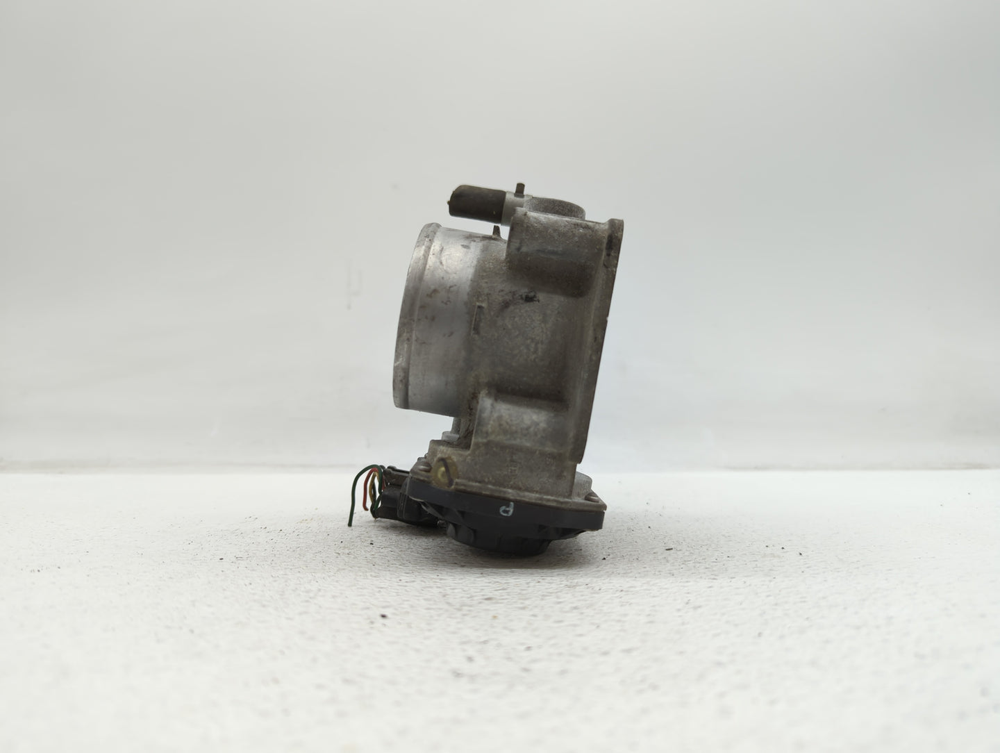 2014-2019 Nissan Rogue Throttle Body P/N:3TA60-01 C 3TA60-01 B, 3TA60-01 A Fits Fits 2013 2014 2015 2016 2017 2018 2019 OEM 